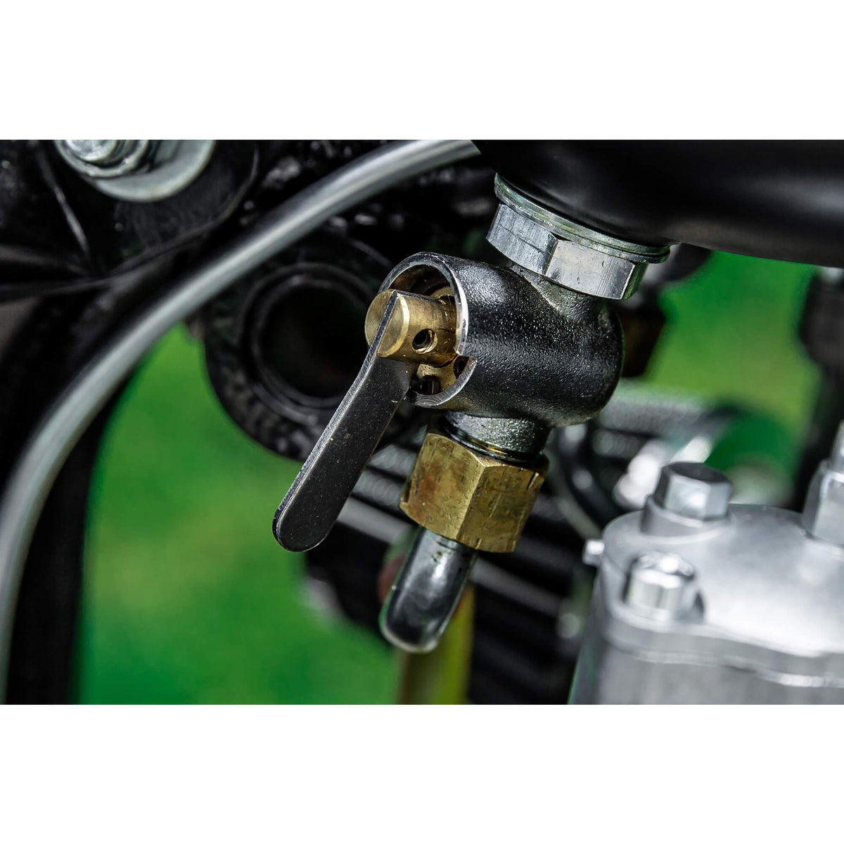 Paul Eagle 10mm On/Off Petcock Fuel Valve For Motorcycle Chopper Custom Bike BSA Deere UTV