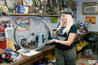 VIDEO: How to Install a 21" Chrome Lowbrow Customs Ribbed Spool Hub Wheel on a 39mm Narrow Glide Front End