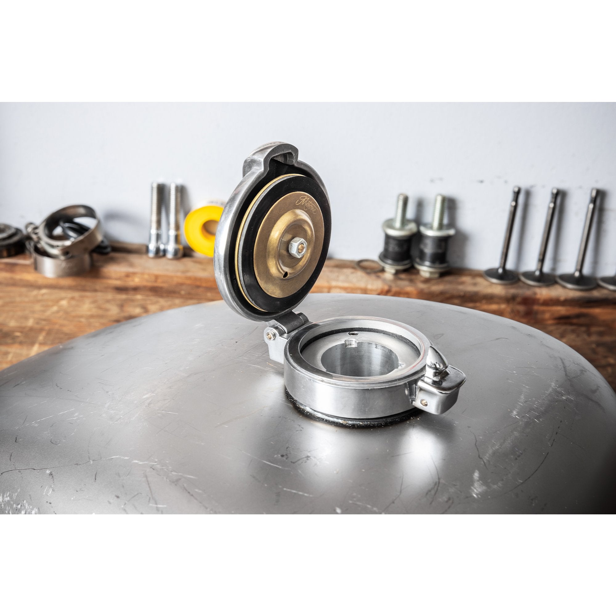 3" Aleación Monza Gasolina Tanque Combustible Flip Tapa Café Racer Ajs BSA Con E - Foto 5