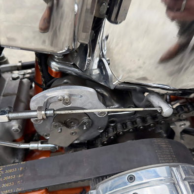 Quick-Pull Clutch Cable Bracket V2.0 For Harley-Davidson Ratchet Top 4 Speed Transmissions