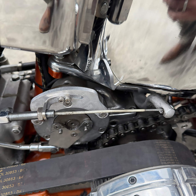 Quick-Pull Clutch Cable Bracket V2.0 For Harley-Davidson Ratchet Top 4 Speed Transmissions