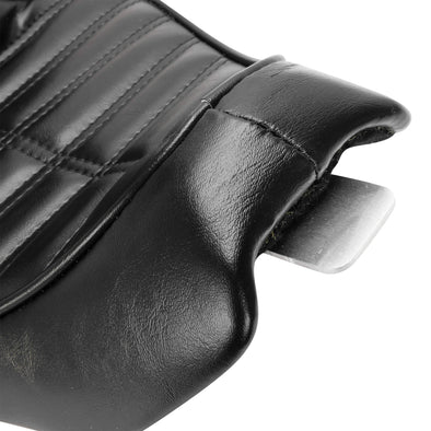 King And Queen Seat - Black Pleated - 2004-2021 (Excl. 2007-09) Harley-Davidson Sportsters