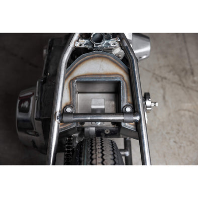 Bolt-On Oil Tank for Rigid Harley-Davidson Big Twin Frames with Electric Start