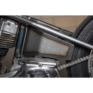Bolt-On Oil Tank for Rigid Harley-Davidson Big Twin Frames with Electric Start