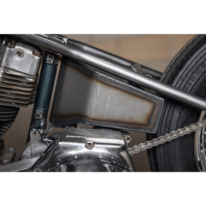 Bolt-On Oil Tank for Rigid Harley-Davidson Big Twin Frames with Electric Start