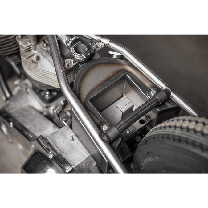 Bolt-On Oil Tank for Rigid Harley-Davidson Big Twin Frames with Electric Start