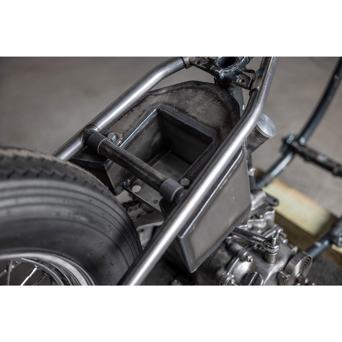 Bolt-On Oil Tank for Rigid Harley-Davidson Big Twin Frames with Electric Start