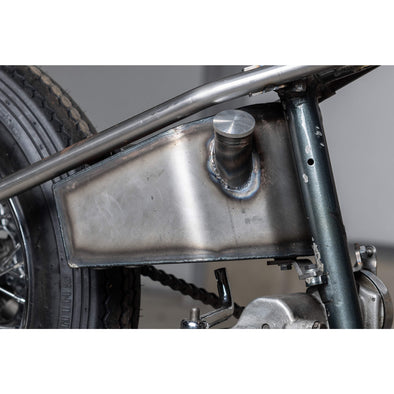 Bolt-On Oil Tank for Rigid Harley-Davidson Big Twin Frames with Electric Start