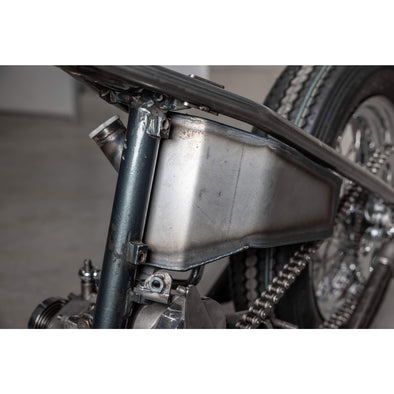 Bolt-On Oil Tank for Rigid Harley-Davidson Big Twin Frames with Electric Start