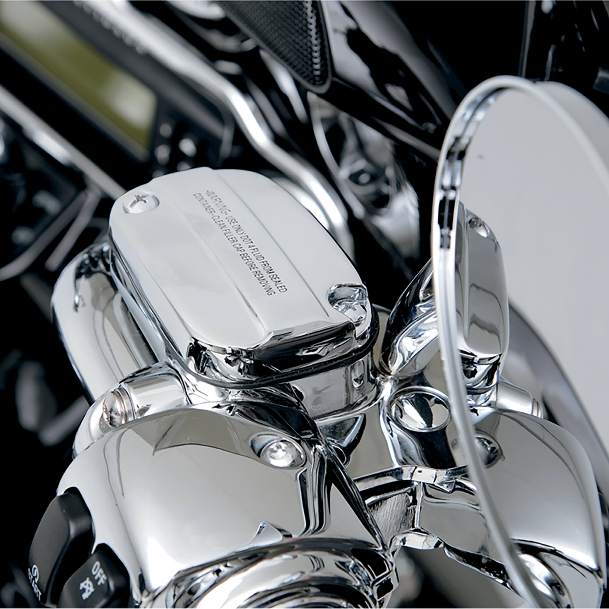 Chrome Brake Fluid Reservoir Cover For Harley Davidson Touring (2008+) – Front Master Cylinder Lid