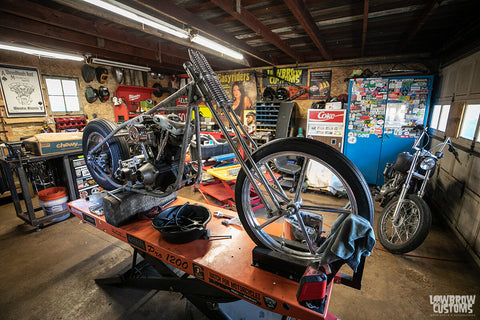 VIDEO: Geared Science - Ian Olsen's Harley-Davidson Shovelhead Build Part 1 -Unboxing Lowbrow Customs Order
